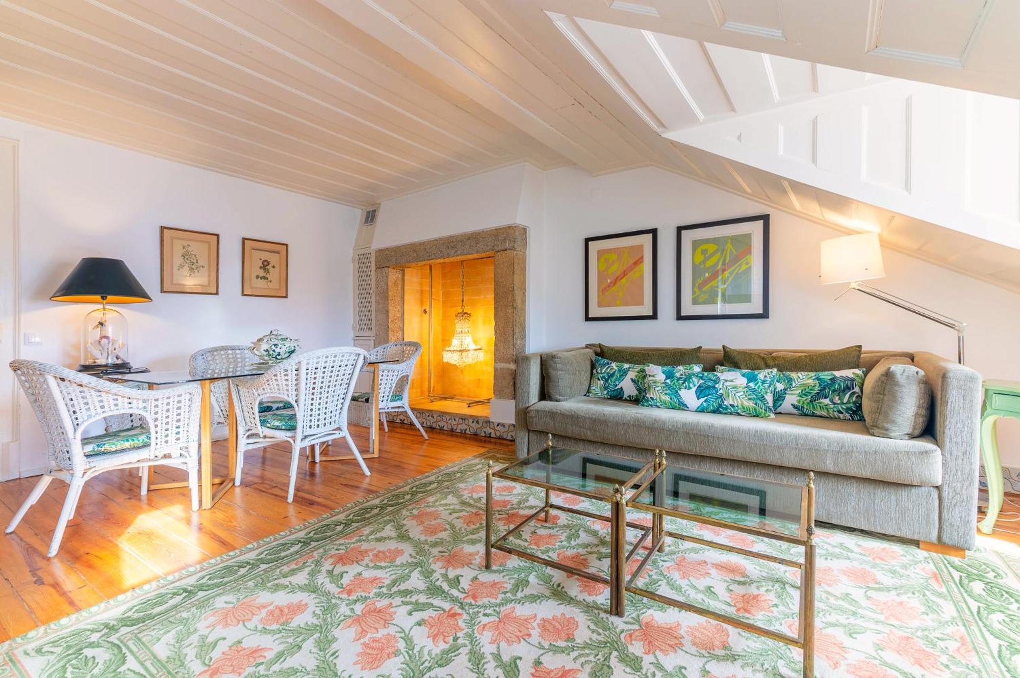 Portas Da Se Apartments Lisbon Bilik gambar